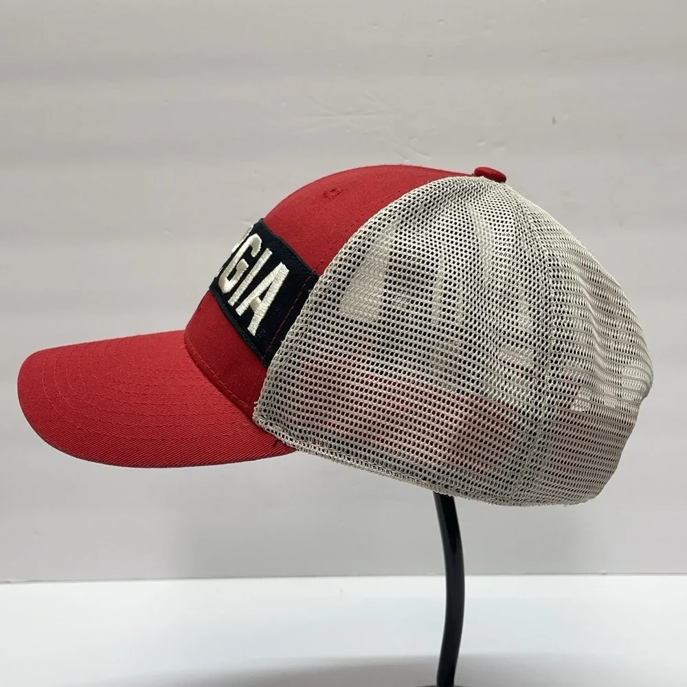 Georgia Bulldogs Trucker Hat Unisex Adult Red Snapback NCAA